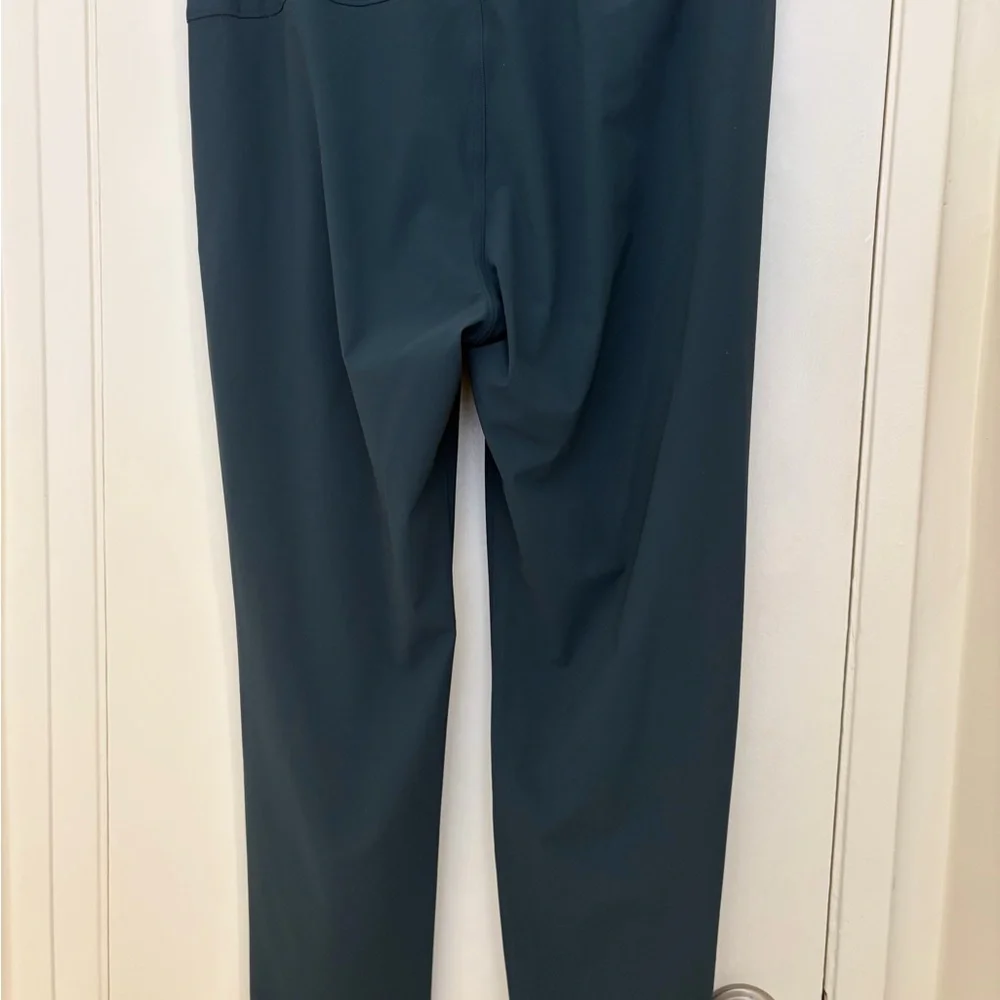 Vuori Miles Deep Green (Moss) Slacks - Picture 2 of 4